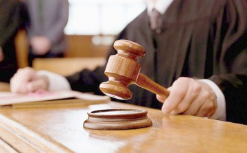 Scandalagiii de la Ţepeş Vodă, menţinuţi sub control judiciar