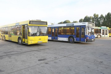 Studenţii din Constanţa vor avea reduceri de 50% la transportul public