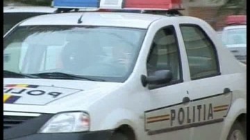 Maşină furată, găsită de poliţiştii locali din Eforie abandonată în câmp!