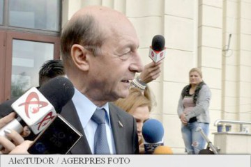 Băsescu: Marea majoritate a spitalelor din România - pline de infecţii