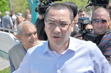 Ponta: „Sper că nu mai sunt români care se lasă păcăliţi de PNL”