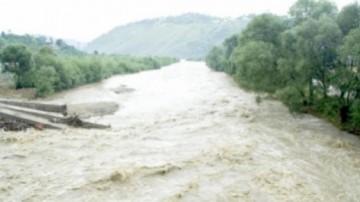 357 de zone din România au risc de inundații