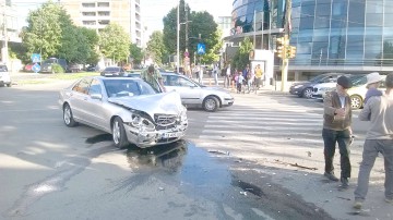 Accident rutier cu două victime, pe bulevadul Mamaia