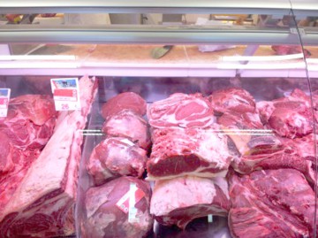 Tone de carne şi peşte, retrase din magazinele Constanţei!