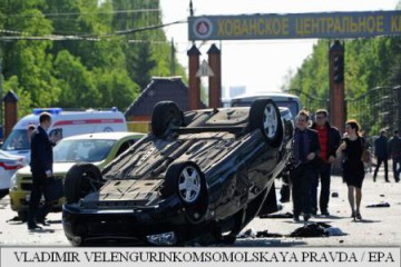 INCREDIBIL! Peste o sută de persoane s-au luat la bătaie într-un cimitir din Moscova