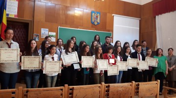 Trei eleve ale Colegiului Mircea au dus renumele instituției pe meleaguri italiene