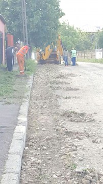Au început asfaltările în cartierele Baba Novac, Compozitorilor şi Palazu Mare