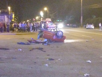 IMAGINI ȘOCANTE surprinse de camerele de luat vederi la accidentul de pe Aurel Vlaicu VIDEO