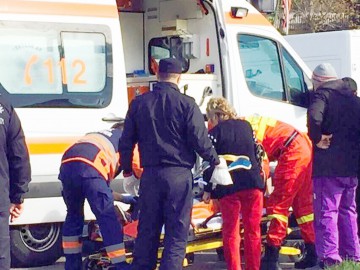 Autobuz implicat într-un accident rutier, în Palas