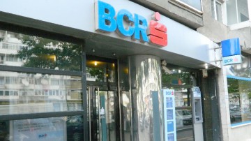BCR îşi anunţă clienţii care dau în plată că vor fi raportaţi la Biroul de Credit
