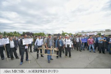 Fermierii au protestat la Palatul Parlamentului: sunt nemulțumiți de neplata subvențiilor