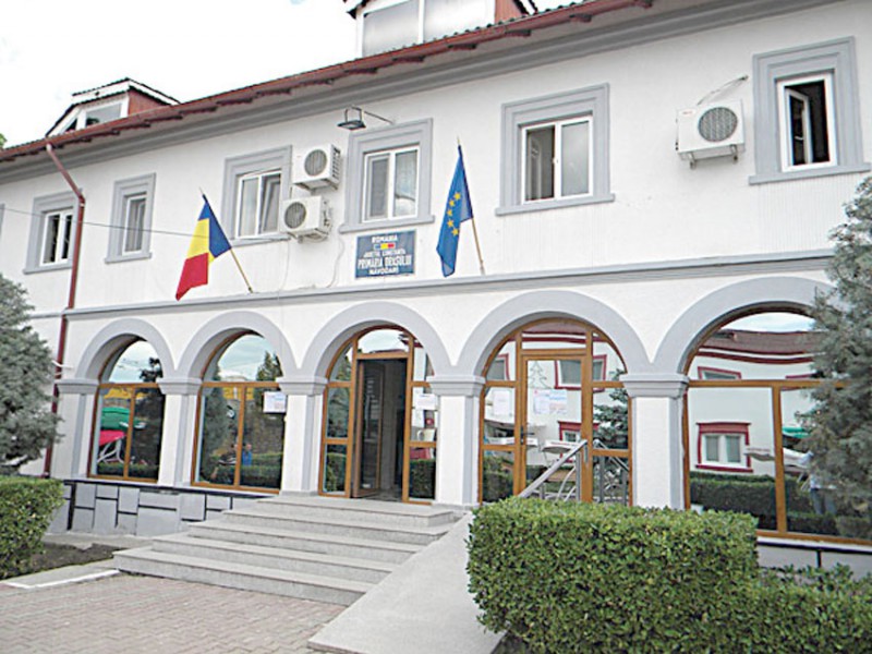 Daniela Chiru, director în Primăria Năvodari, bănuită de fals în declaraţii Daniela Chiru, director în Primăria Năvodari, bănuită de fals în declaraţii