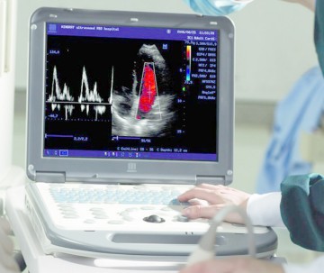 Universitatea Ovidius cumpără echipament medical de la fosta soţie a ex-ministrului Sebastian Vlădescu
