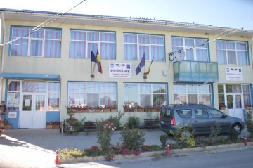 Comuna Grădina angajează!