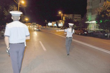 Constănţeni, prinşi la volan fără carnet