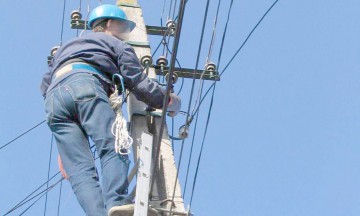 Un angajat ENEL Distribuţie Dobrogea a MURIT în timpul programului!