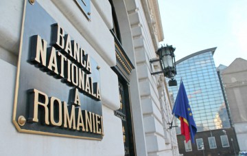 BNR îşi plăteşte angajaţii peste nivelul mediu din sectorul bancar