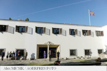 Proiect: Casa Regală obţine personalitate juridică şi serviciu administrativ finanţat de stat