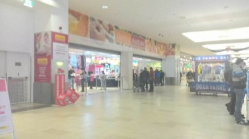 Avalanşă de acţiuni în instanţă, împotriva Auchan! Clienţii vor despăgubiri