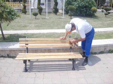Constănţenii vor mai multe bănci în oraş
