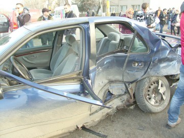 Accident cu patru maşini, la City Mall