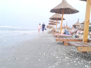 Record de turişti pe litoral în minivacanţa de Rusalii. Cât au cheltuit