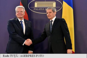 Cioloş a discutat cu Gauck despre oportunităţile de investiţii în România