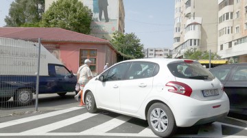 Primăria promite sens unic şi indicatoare pentru a descâlci traficul din Piaţa Tomis 3