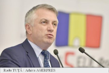 Comisia pentru învăţământ cere demisia ministrului Bostan