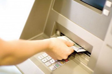 DIICOT cere ca indivizii care au furat din bancomate să rămână după gratii