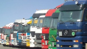 UNTRR susţine că tarifele RCA pentru camioane au crescut de la 1 iulie