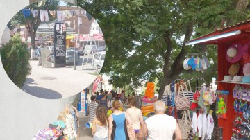 Primăria Eforie s-a trezit: ameninţă cu AMENZI ţigănia de pe trotuare