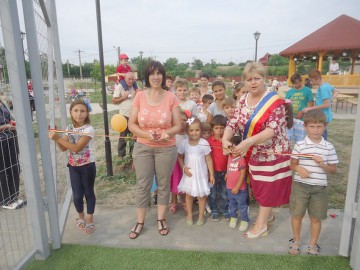 Parcul şi terenul de sport din Cheia au fost inaugurate!