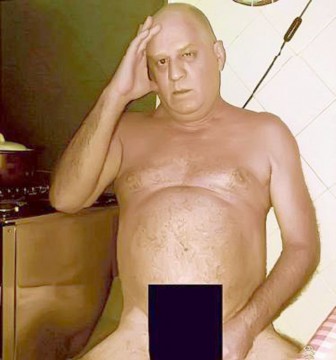 Italianul condamnat pentru pornografie infantilă se vrea liber