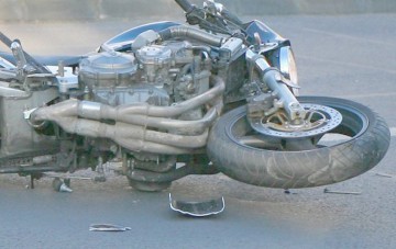 Un bărbat din Constanţa s-a răturnat cu motocicleta
