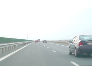 Şofer prins cu 208 km/h pe Autostrada Soarelui