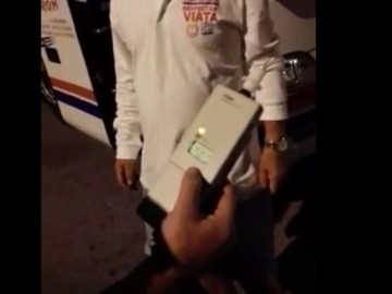 Un șofer de autocar a fost PRINS BEAT LA VOLAN, pe A2! VIDEO