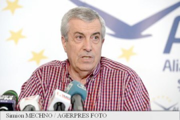 Tăriceanu ia în calcul să redeschidă în toamnă discuţia pe moţiunea de cenzură