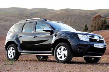 CFR cumpără 30 de autoturisme în leasing