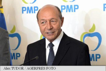 Băsescu: Trebuie văzut în Constituţie dacă alegerile parlamentare pot fi organizate în luna noiembrie