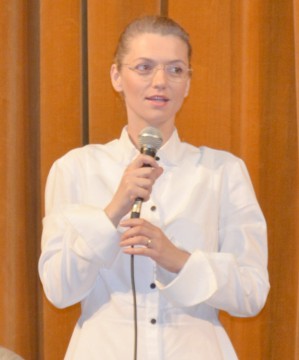 Alina Gorghiu se „refugiază” în Argeş