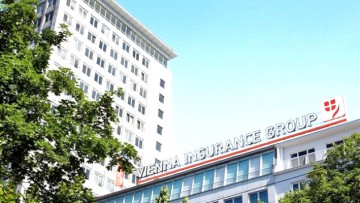 Vienna Insurance Group preia AXA
