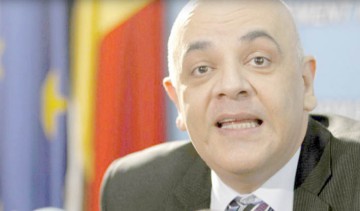 Arafat condamnă sistemul