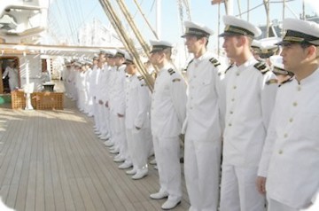 Şansă pentru tinerii care vor să devină marinari militari