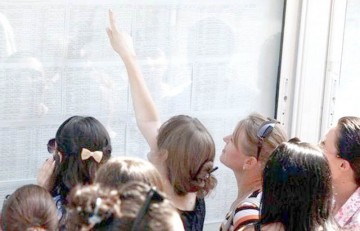 Au absentat 41 de candidaţi la examenul de definitivare!