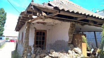 S-a dărâmat o casă în Năvodari! Primăria știa, dar nu a mișcat un deget