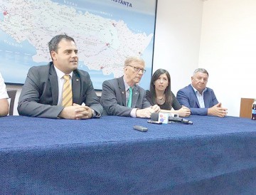 Preşedintele Ligii Navale a Statelor Unite, în vizită la RAJA
