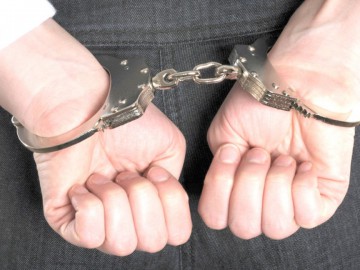 Mamaia: Arestat preventiv după ce a spart o societate comercială