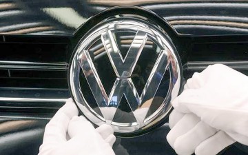 VW reduce orele de muncă pentru 10 mii de angajaţi
