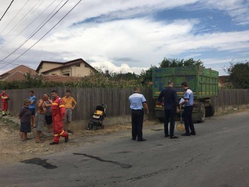 ȘOCANT! O fetiță din Valu a rămas fără picioare după ce A FOST STRIVITĂ de o remorcă!